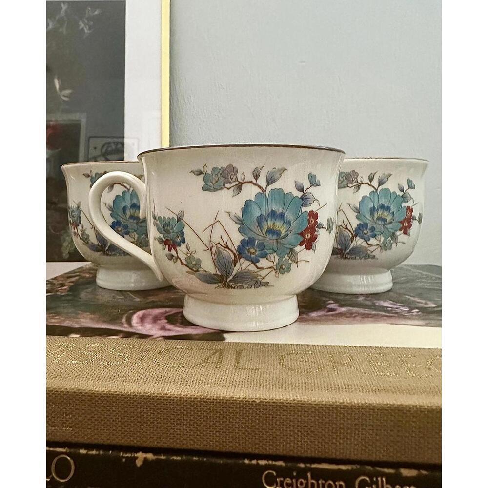 Three Vintage Noritake Bleufleur Tea Coffee Cups Blue & Red Floral Pattern